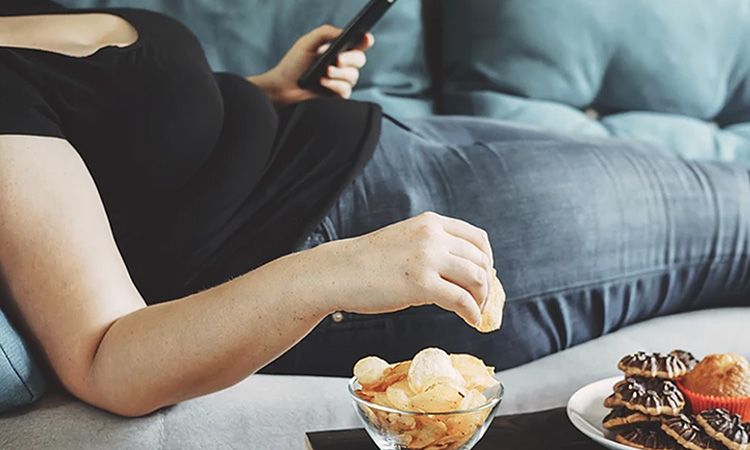 Pelo bem da sua saúde intestinal, evite comer estes nove snacks